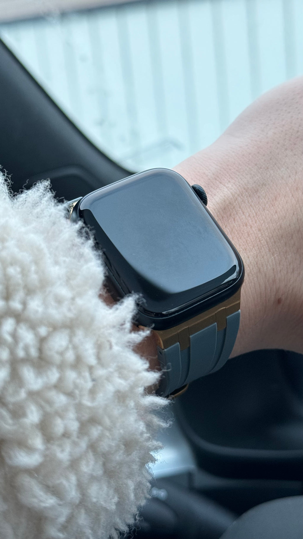 Premium Silicone Band for Apple Watch - Grey with Gold Pin Buckle