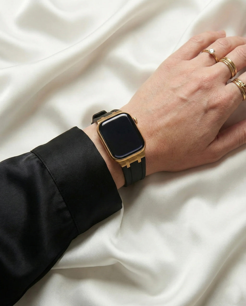 Premium silikonarmband till Apple Watch - Svart med guld