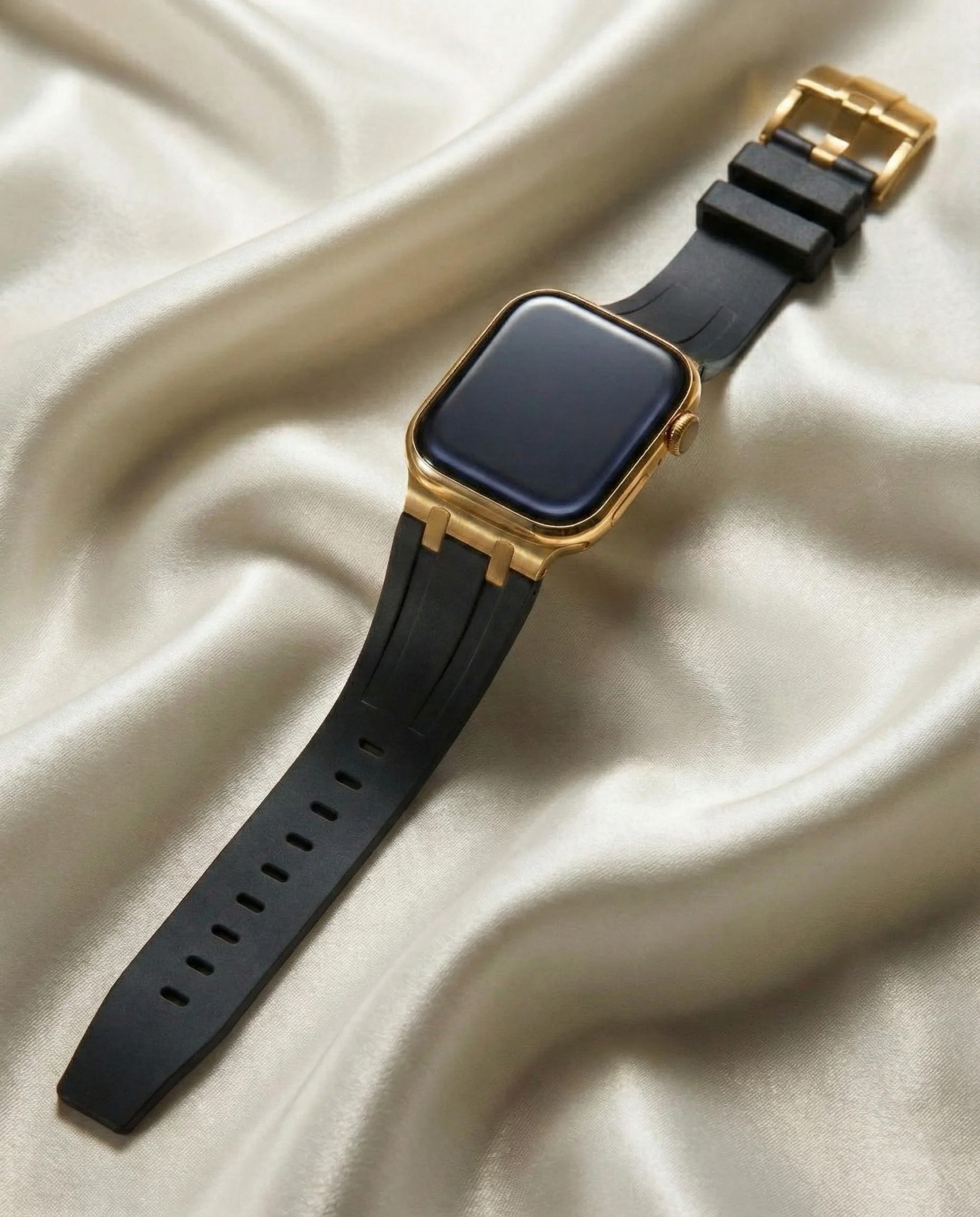 Premium silikonarmband till Apple Watch - Svart med guld