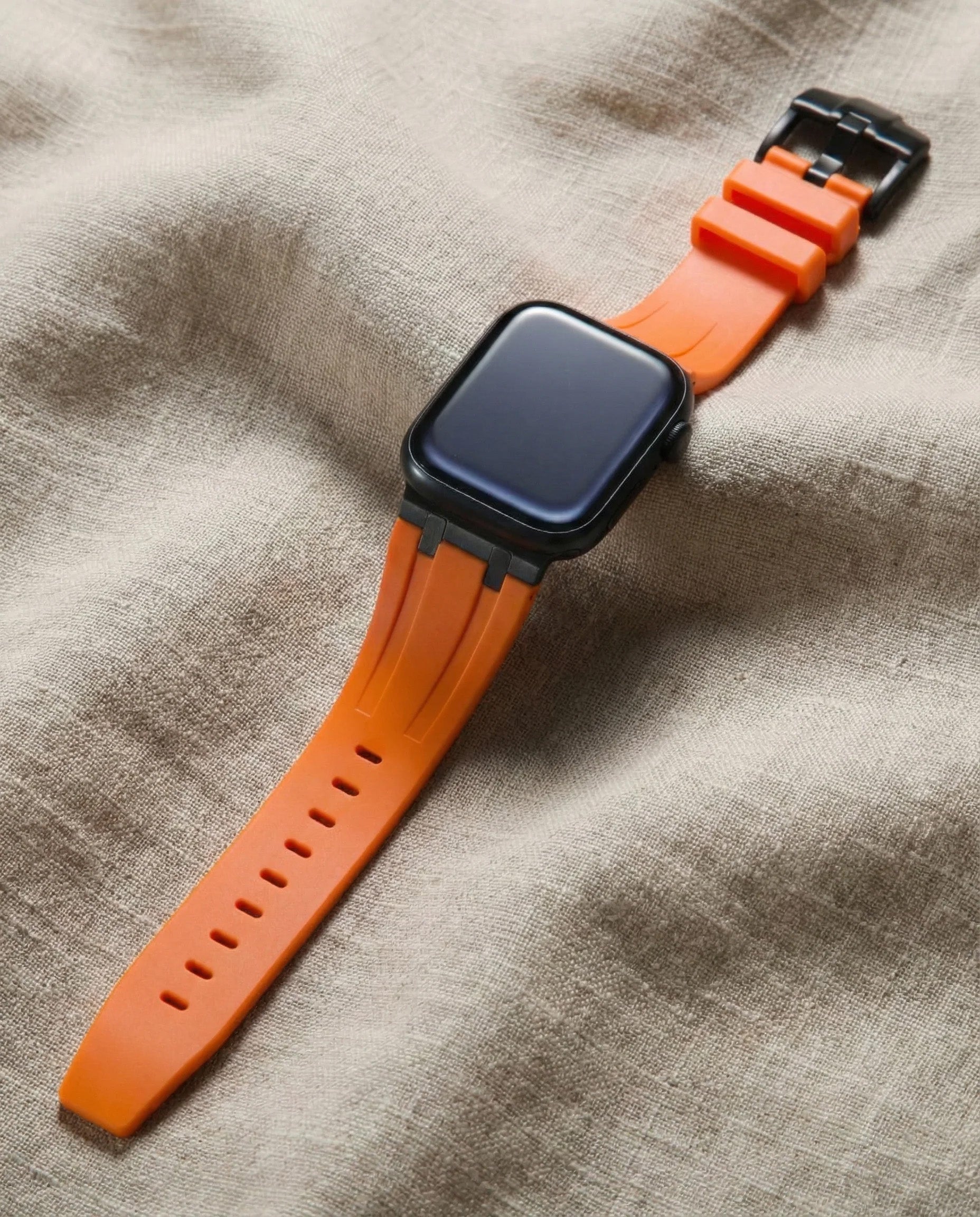 Premium silikonarmband till Apple Watch - Orange med svart